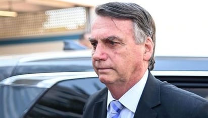 Bolsonaro comparece ante la policía por caso de intento de golpe de Estado en Brasil