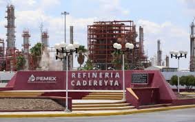 Expertos consideran inviable el cierre de la Refinería de Cadereyta 