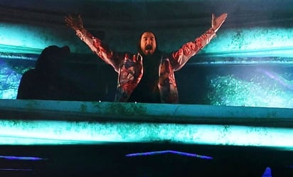 Steve Aoki hace equipo con Ángela Aguilar y Natanael Cano en el EDC