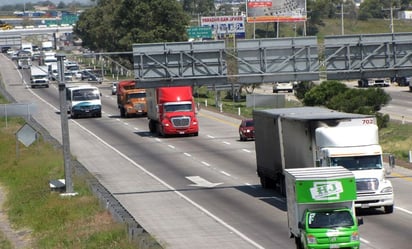 PAN propone estrategia contra robo de autotransporte en carreteras