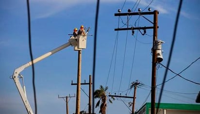 Embajador de España celebra compra de plantas eléctricas por gobierno de AMLO