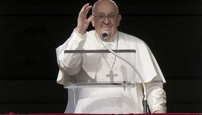 Papa Francisco sigue resfriado pero continúa su trabajo a pleno ritmo