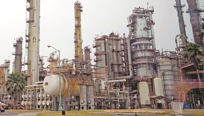 Gobierno de Nuevo León clausura la refinería de Cadereyta