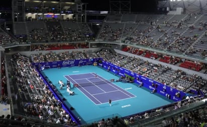 Retiran a aficionados del Abierto Mexicano de Acapulco por gritar '¡CU, CU, Pumas'!