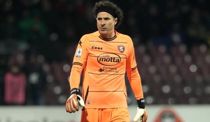 Ochoa y Salernitana dejan ir la victoria vs Udinese; cada vez más cerca de los 1000 goles recibidos