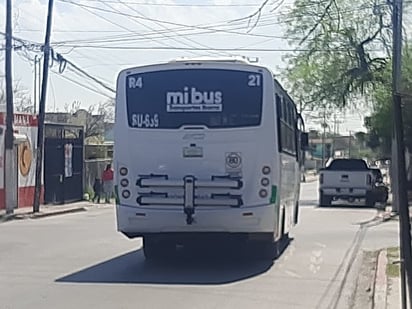 Usuarios piden que las rutas plus climatizadas sean usadas durante la temporada de calor extremo