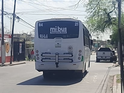 Usuarios del transporte público exigen mayor disponibilidad de rutas plus y camiones climatizados