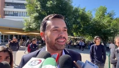 Álvarez Máynez niega distanciamiento con Enrique Alfaro