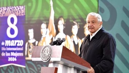 AMLO convoca a abogado de los padres de los 43 normalistas a que actúe con responsabilidad