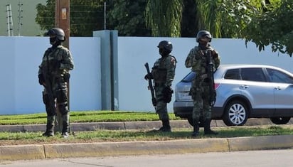 Ejército rodea fraccionamiento en Culiacán