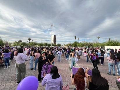 Como cada año mujeres monclovenses salen a conmemorar el ‘8M’ con marcha y actividades