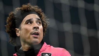 Guillermo Ochoa se convierte en el primer portero mexicano en recibir mil goles en clubes