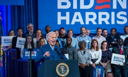 Biden evita cierre de gobierno con paquete de gasto de 460 mdd