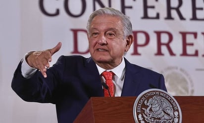 AMLO acusa al INE y al Tribunal Federal Electoral de no darle derecho de réplica