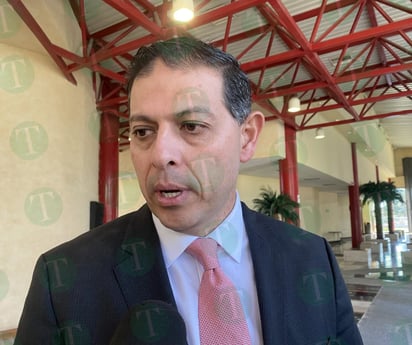 Pimentel impulsa programa de salud mental en la UAdeC