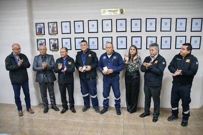 Reconocen al bombero del mes de Piedras Negras