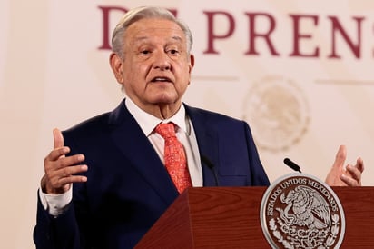 AMLO critica a candidatos de oposición que firmaron el Compromiso por la Paz del Episcopado Mexicano