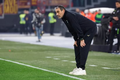 Dimite Sarri como entrenador del Lazio