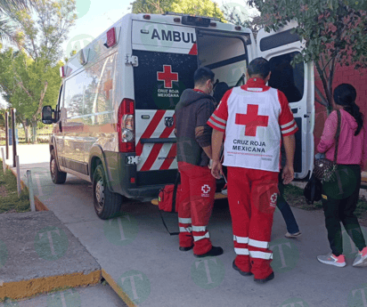 Convulsiona alumna del CECyTEC de Castaños