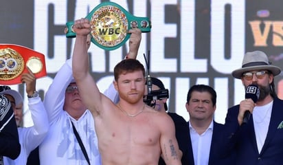 Canelo responde a haters sobre su pelea contra Benavidez: “Lo he hecho todo”