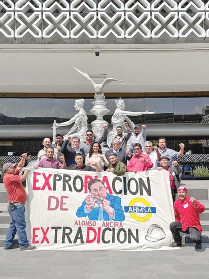 Cámara de Diputados del Congreso de la Unión recibe a obreros de Altos Hornos