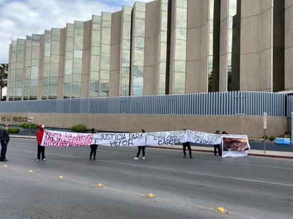 Cierran vialidad por fallo de jueza federal