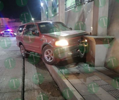 Cafre daña construcción del Centro Histórico de Monclova