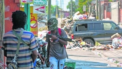 Violencia de las pandillas deja cadáveres en calles de Puerto Príncipe y provoca éxodo