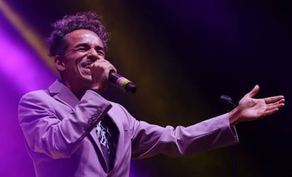 Rubén Albarrán, vocalista de Café Tacvba, arremete contra el futbol: Es un negocio asqueroso