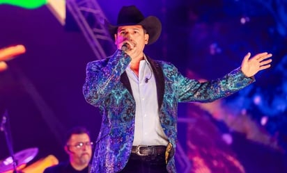 Bobby Pulido se presenta de sorpresa en el 'Tecate pal norte' y causa furor: 'surreal'