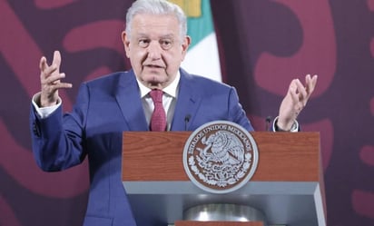 AMLO critica al INE por ordenarle bajar otra mañanera