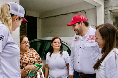  Carlos Villarreal ofrece servicios públicos eficientes en colonia azteca y nueva miravalle