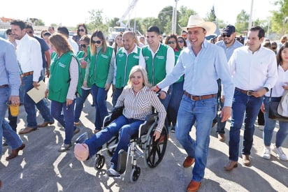 En equipo con los municipios avanza infraestructura social