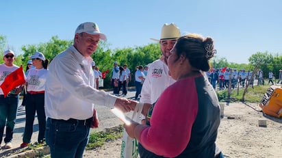 Theo Kalionchiz y Federico “Liquin” Quintanilla recorren Progreso