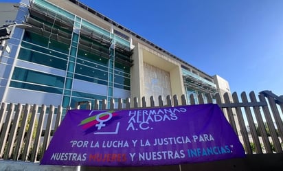 Familiares de mujer golpeada por “Fofo” Márquez esperan que siga su proceso en prisión