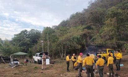 Incontrolable, el incendio de la Sierra de San Miguelito, en San Luis Potosí