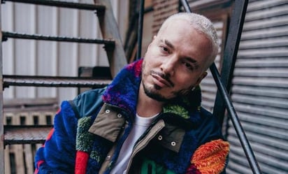 J Balvin comparte video de supuesto OVNI y desata discusión en redes