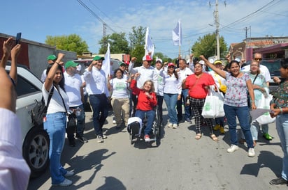 Habitantes de la Americana refrendan apoyo a Norma 