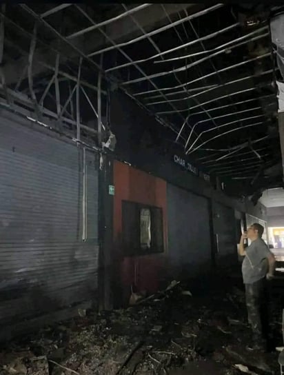 Ciudadanos reaccionan ante incendio en el Mall