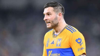 Gignac, molesto al salir de cambio: Así se vivió el Clásico Regio