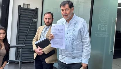 Noroña denuncia ante FGR al Presidente de Ecuador por el asalto a la embajada de México