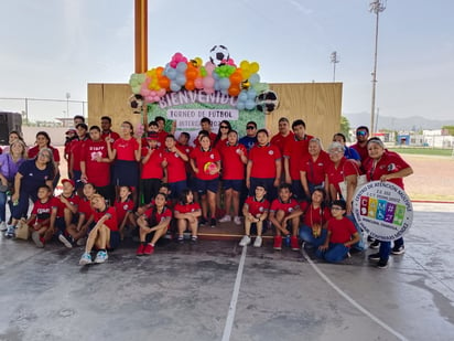 Alumnos participan en interCAM deportivo demostrando su talento en el campo 