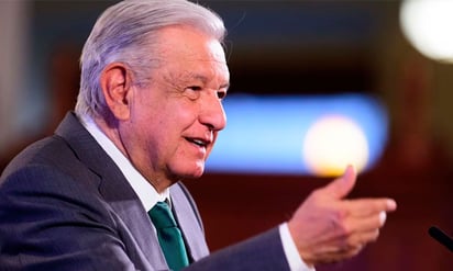 AMLO califica de 'pecado social' que candidatos se trasladen en autos de súper lujo