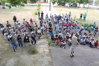 Llevando la magia de los cuentos a Jiménez y San Carlos