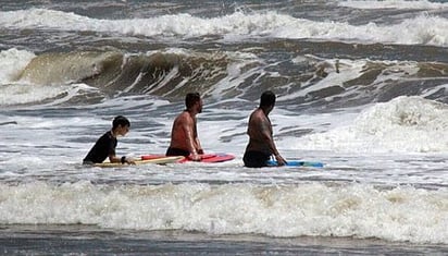 Alertan sobre mar de fondo en Mazatlán