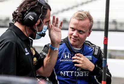 Logra Rosenqvist la “pole” en el GP de Long Beach, de la IndyCar