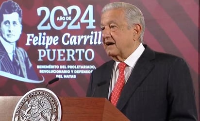 AMLO acusa 'burocratismo' del INE por poco avance en voto de mexicanos en el extranjero