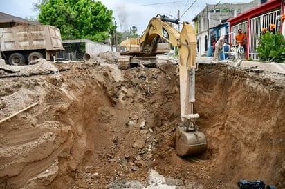 Cuadrillas enfocadas a concluir trabajos en colector de la Bravo en Piedras Negras