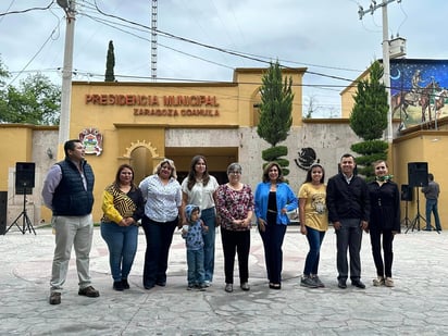 Zaragoza se llena de alegría en el Desfile Infantil del Mes del Niño