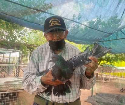 Marcos Medina invita a los niños en festejar el día mundial de las aves